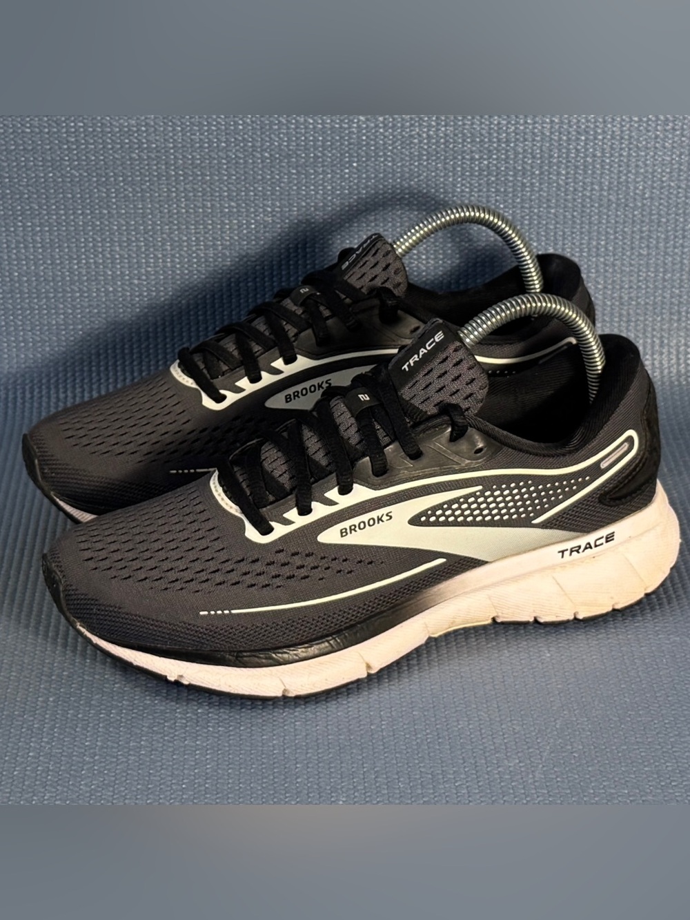 Brooks Women's Trace 2 Running Shoes Size 8